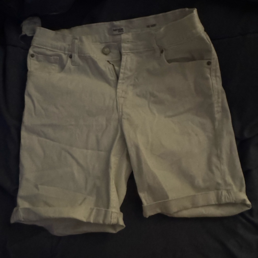 [NWOT] Kensie Off-White Denim Shorts
